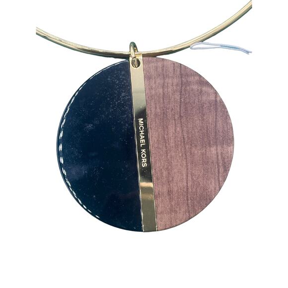 Michael Kors Necklace And Earrings Set - Picture 3 of 11